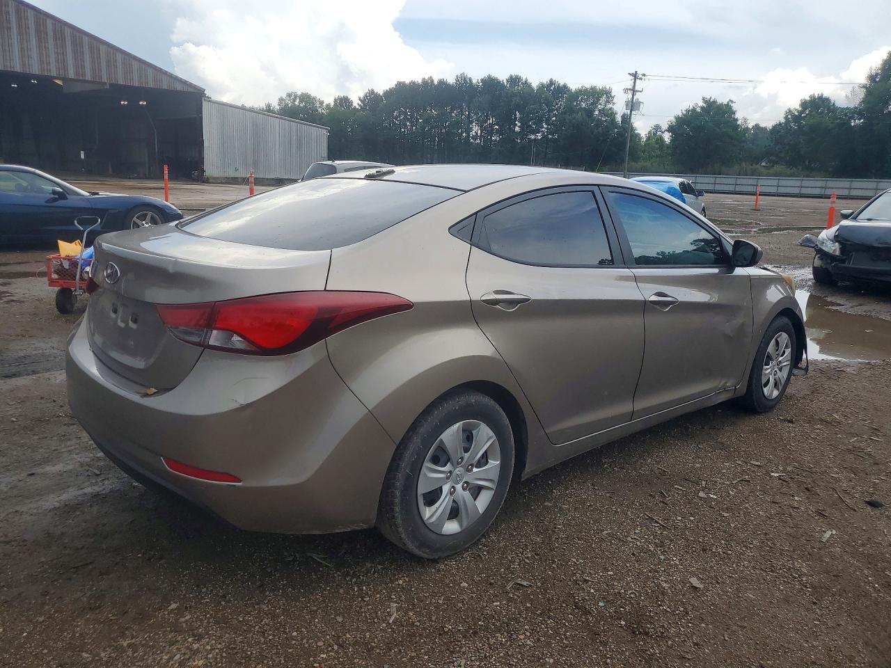 Hyundai ELANTRA Se