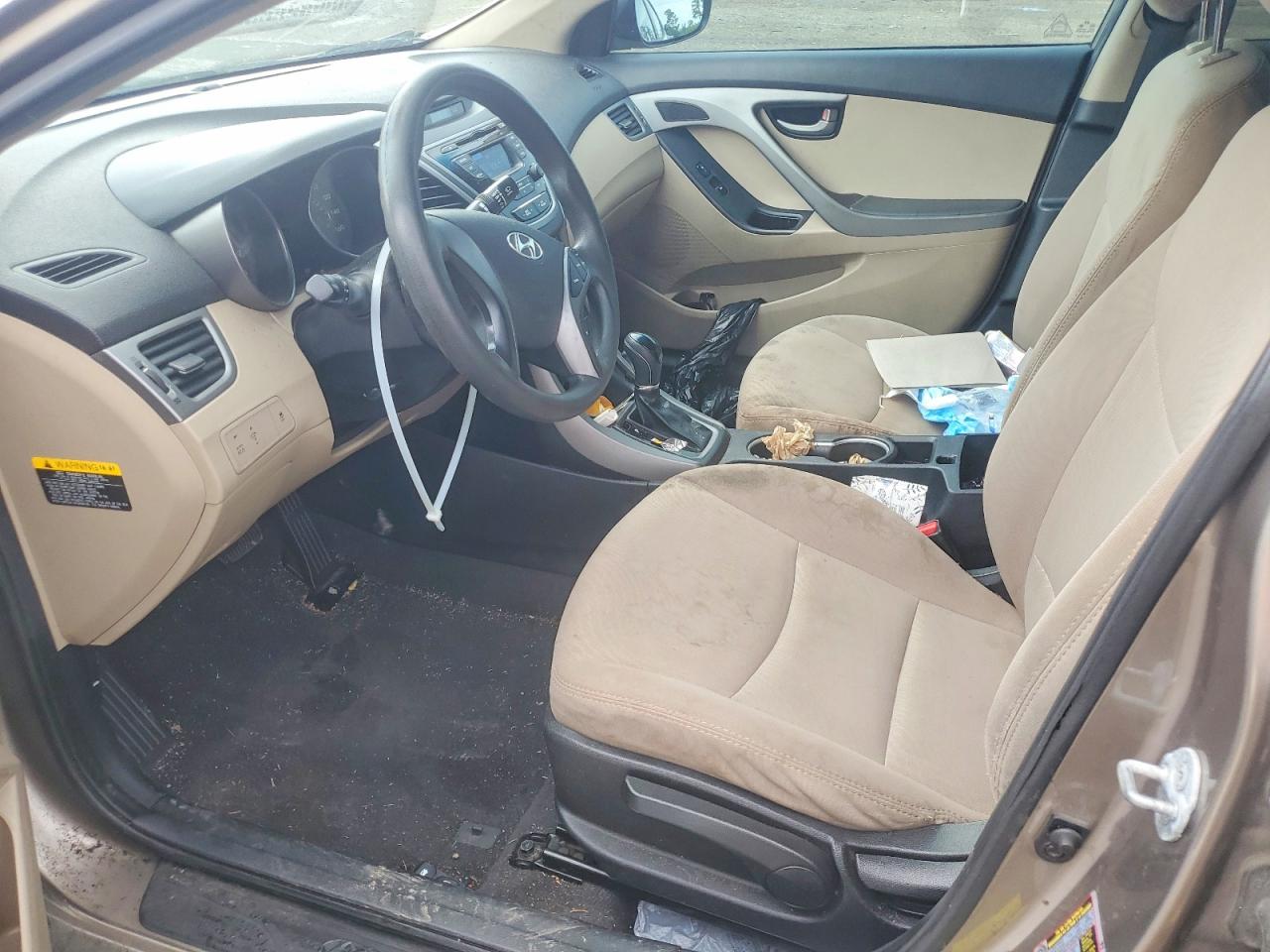 Hyundai ELANTRA Se