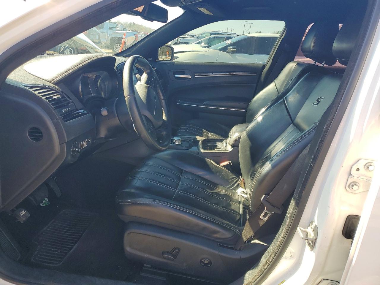 Chrysler 300 S