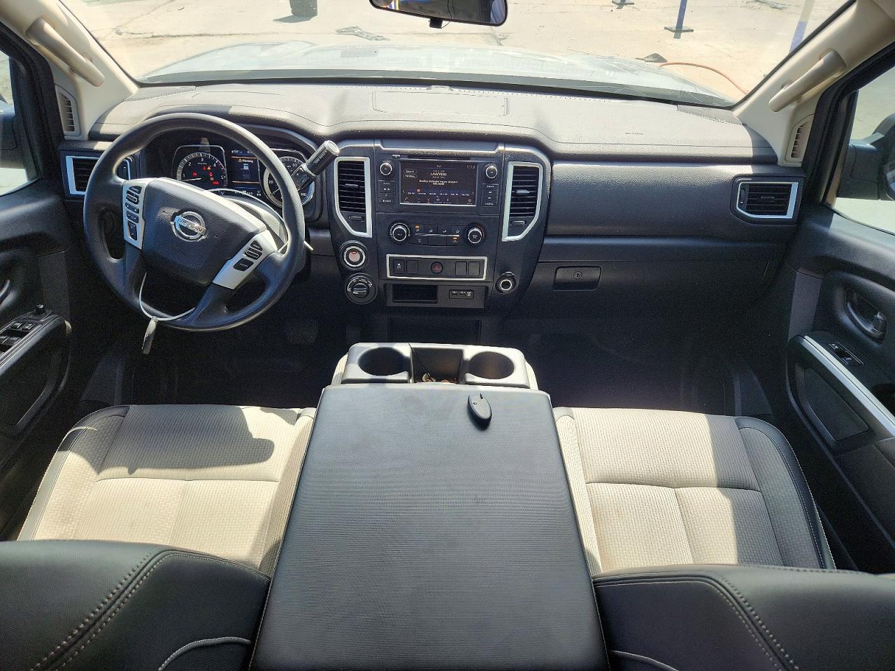 Nissan Titan S