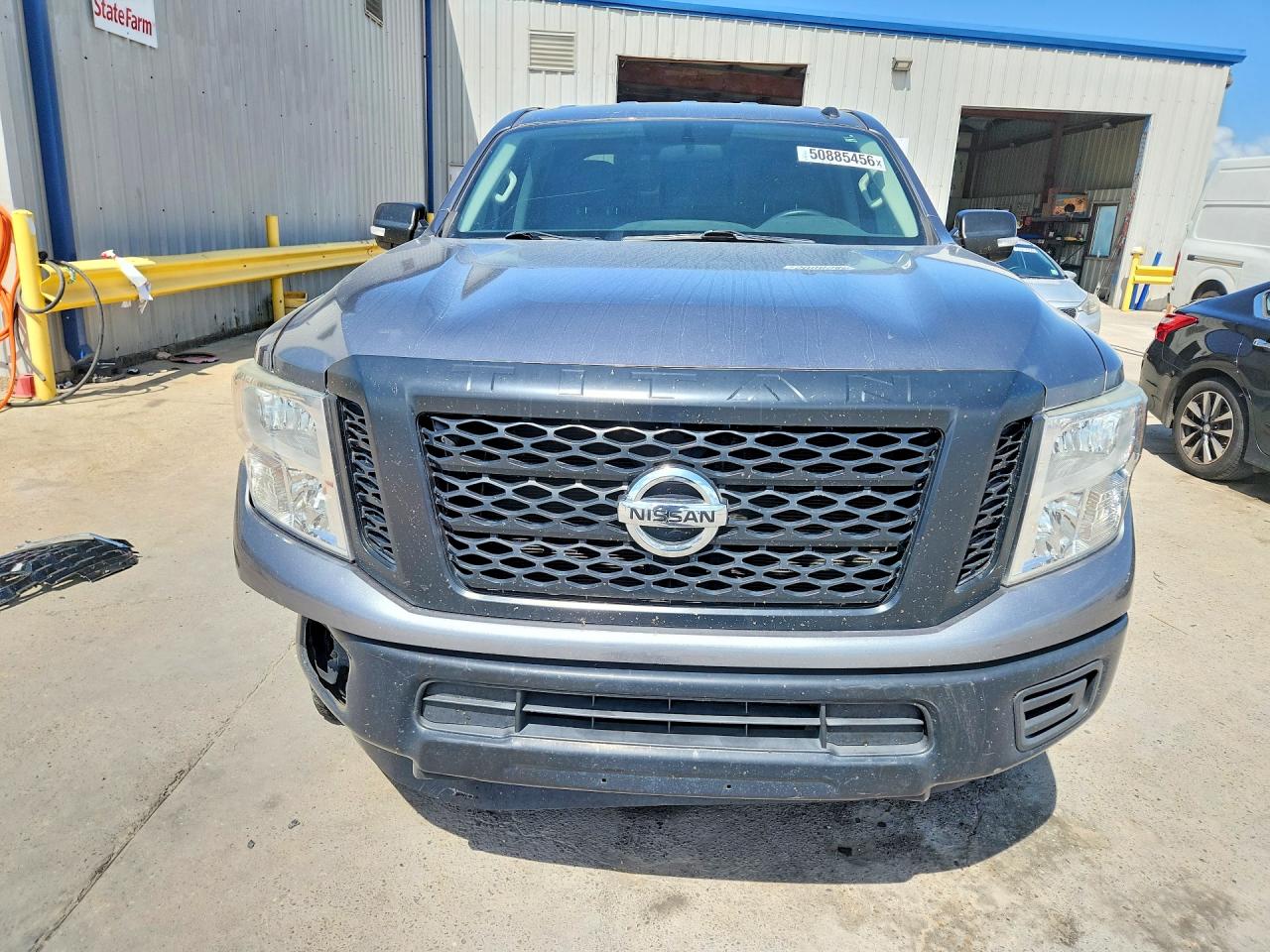 Nissan Titan S