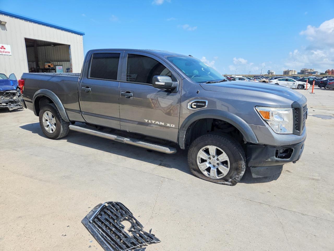 Nissan Titan S