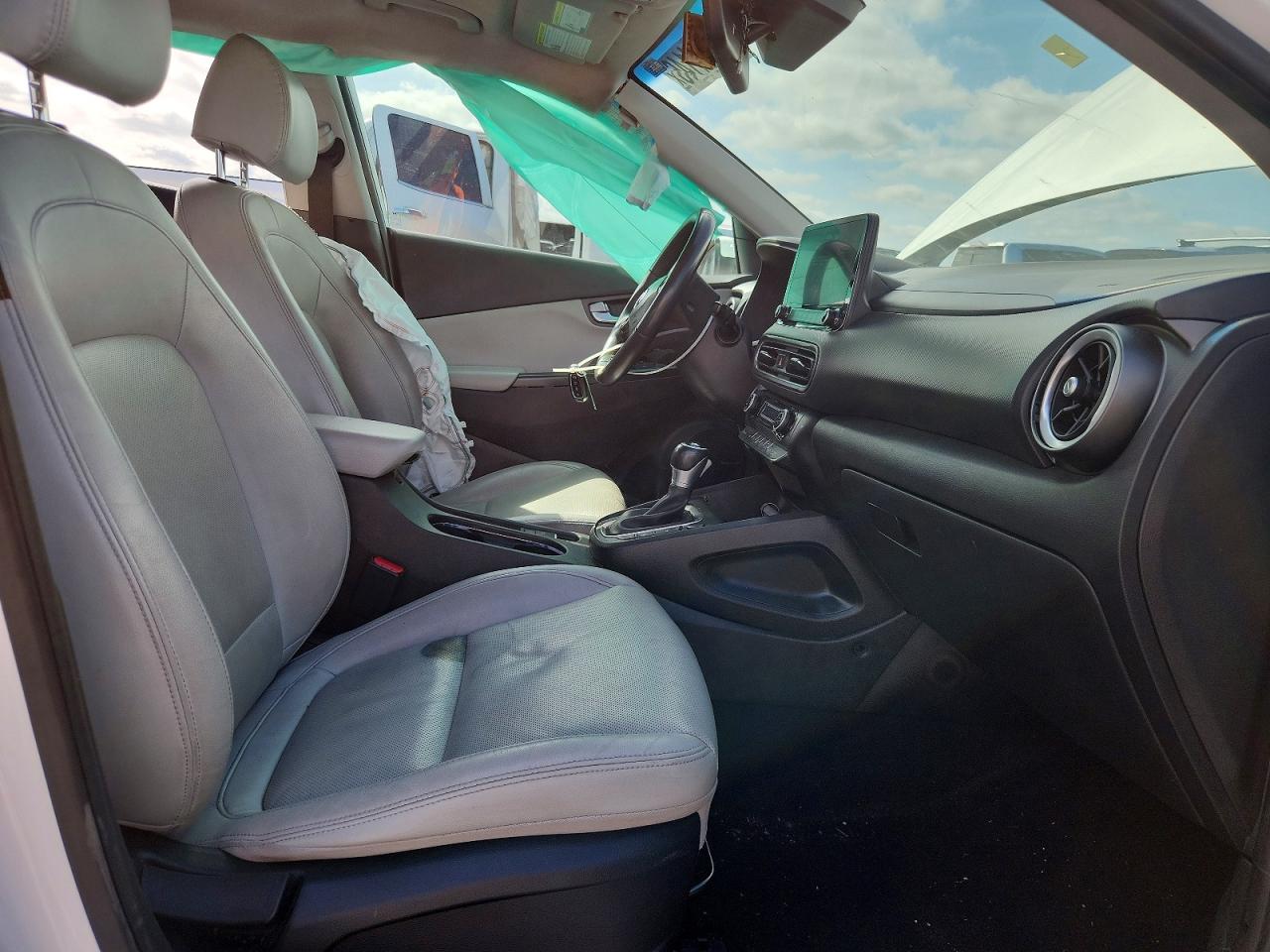 Hyundai KONA Limited