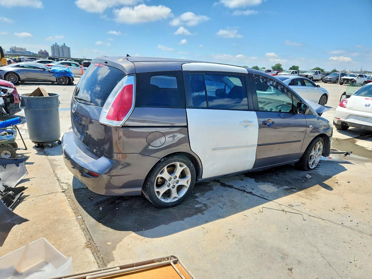 Mazda 5