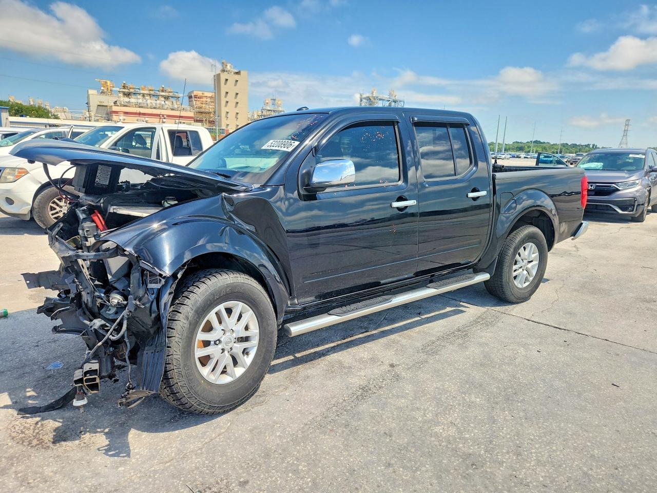 Salvage Nissan Frontier Image