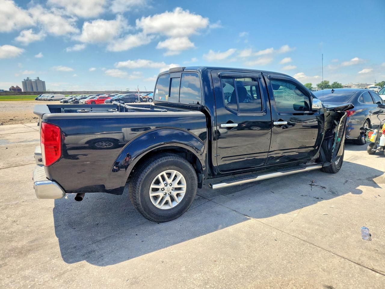 Nissan Frontier S