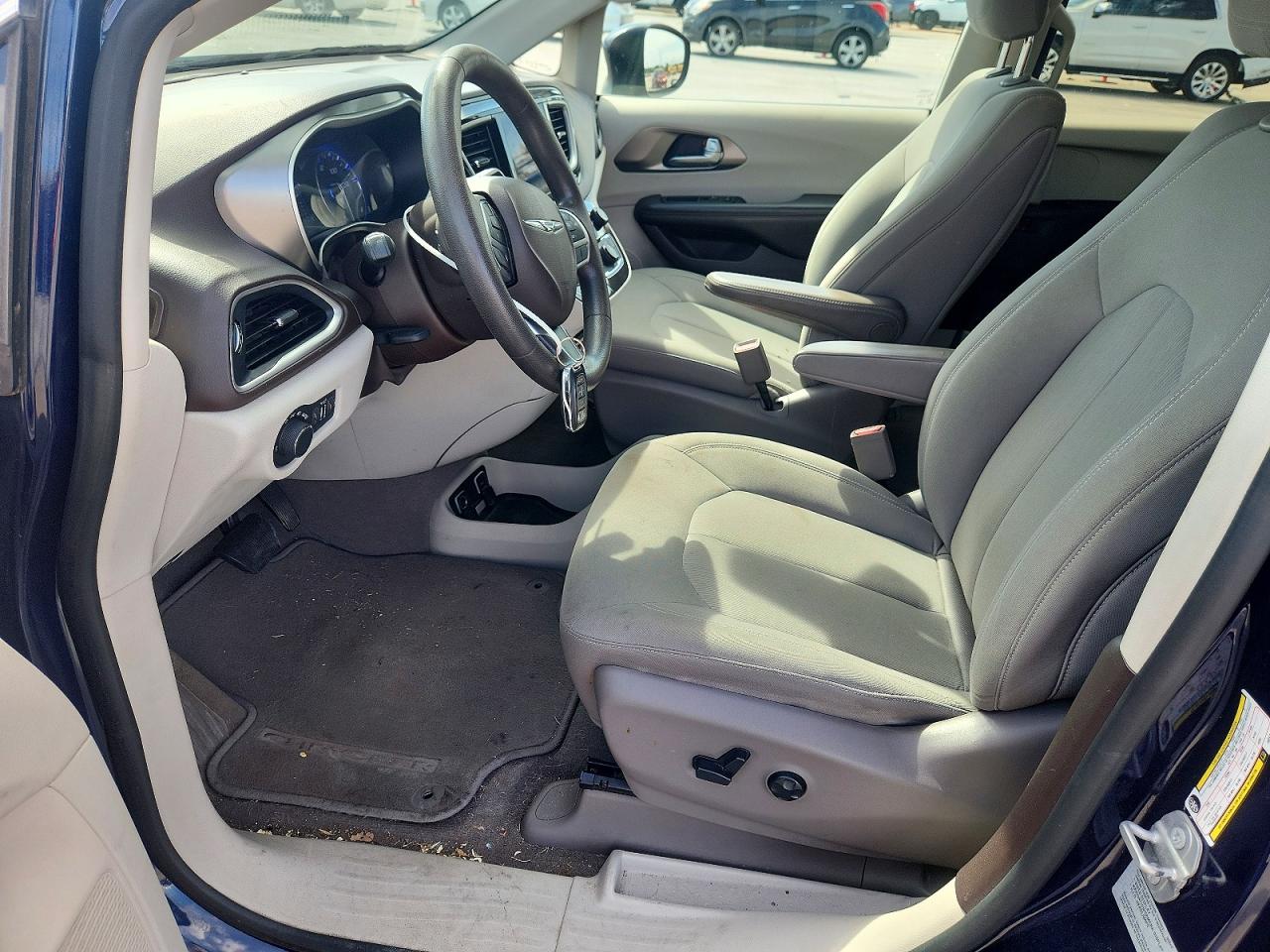 Chrysler Pacifica Touring