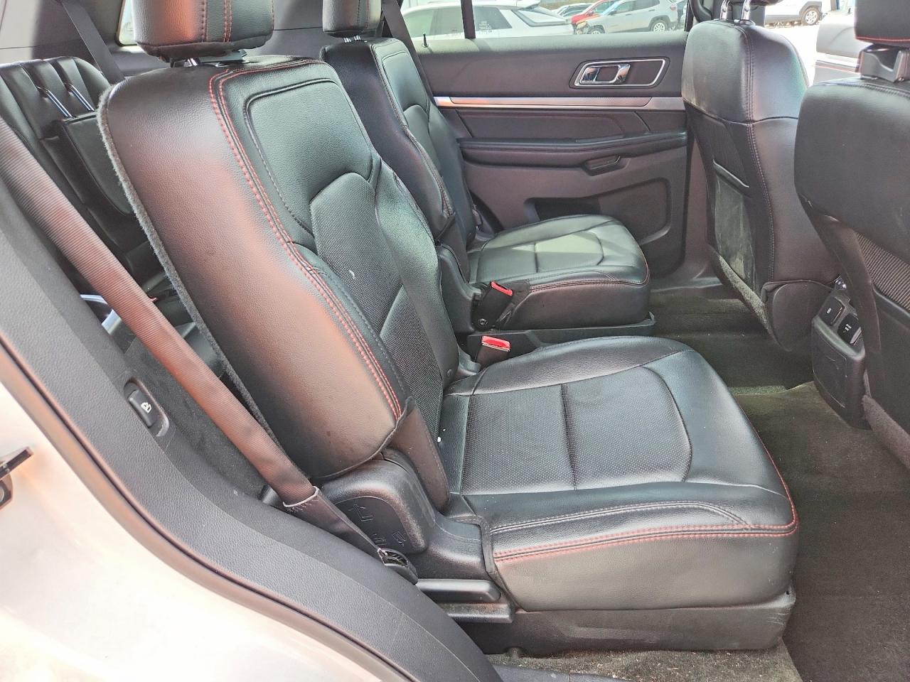 Ford Explorer Sport