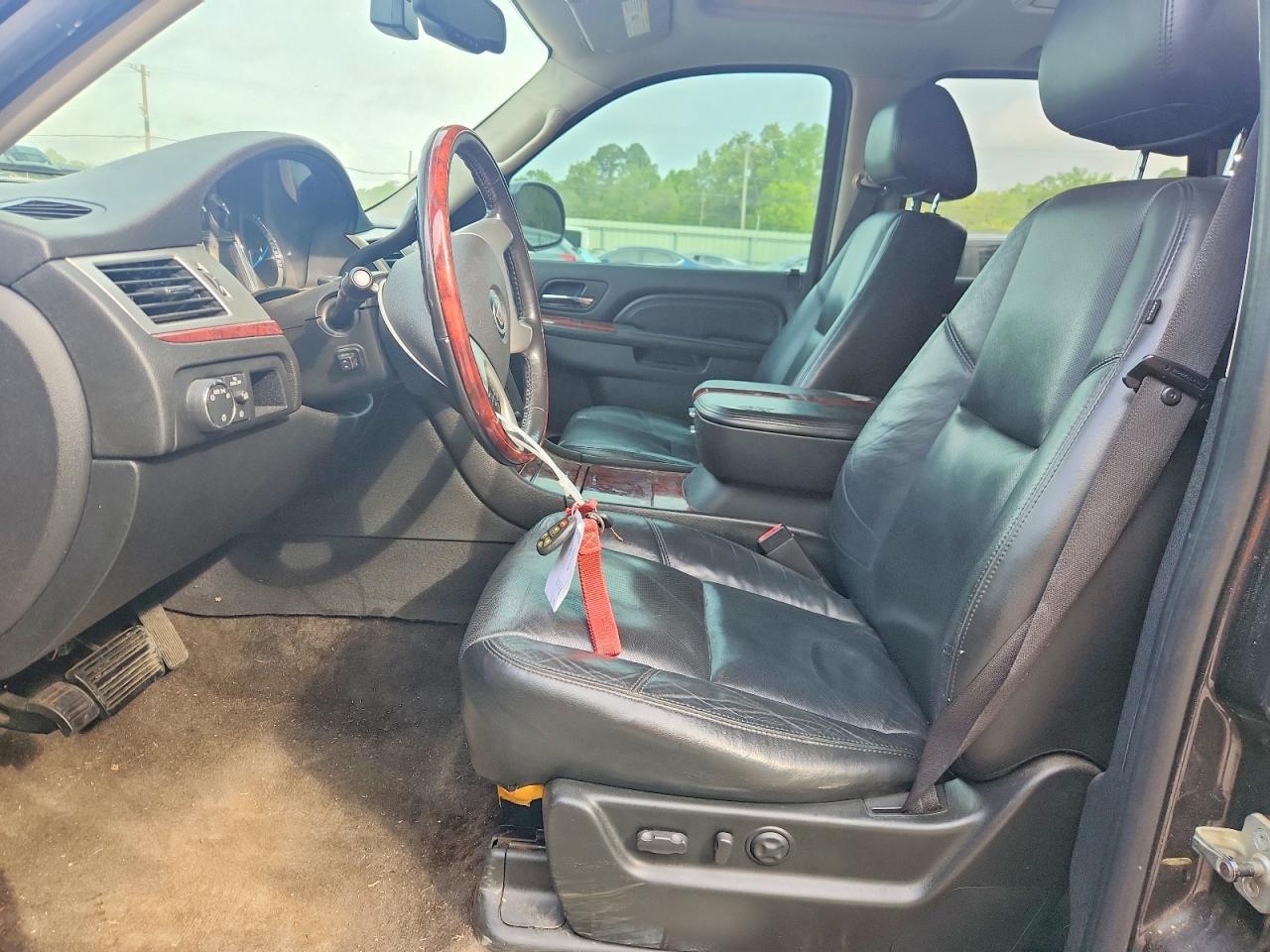 Cadillac Escalade Premium