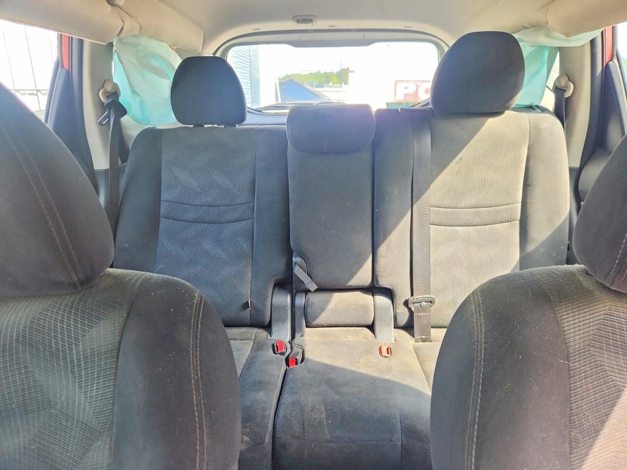 Nissan Rogue S