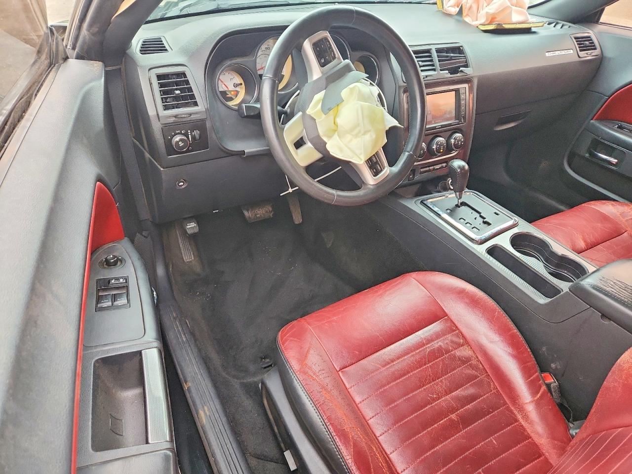 Dodge Challenger Sxt