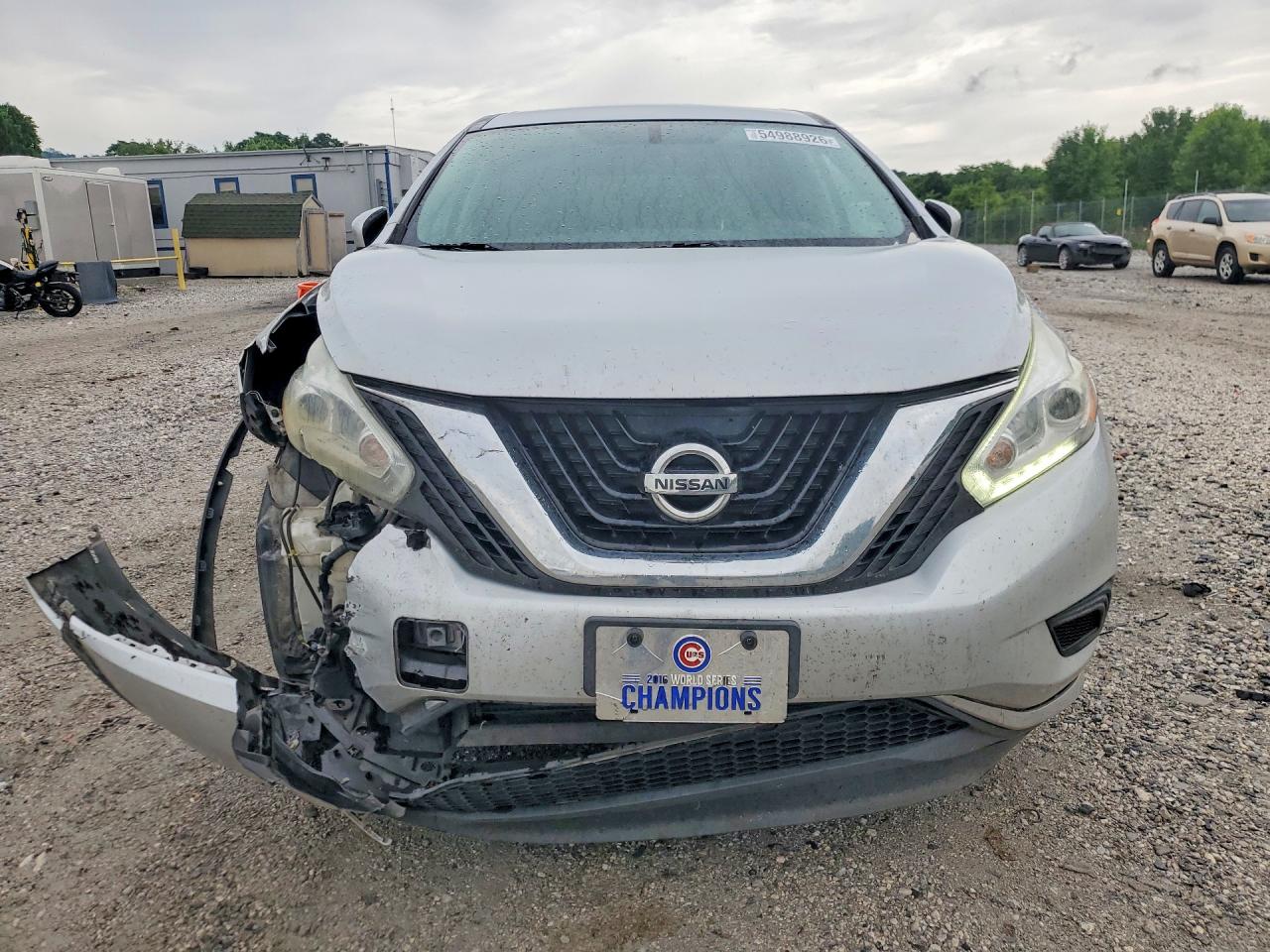 Nissan Murano S