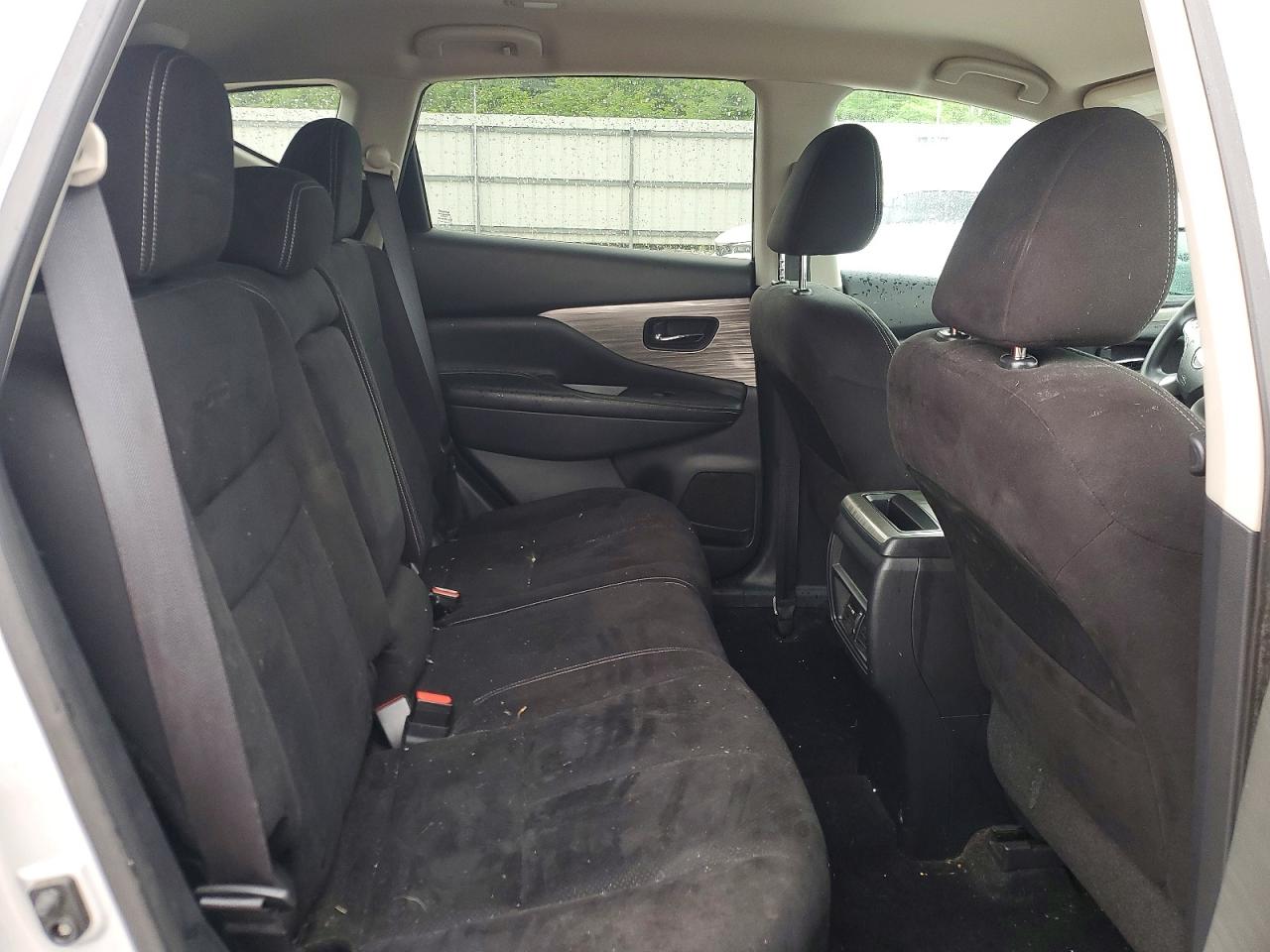 Nissan Murano S