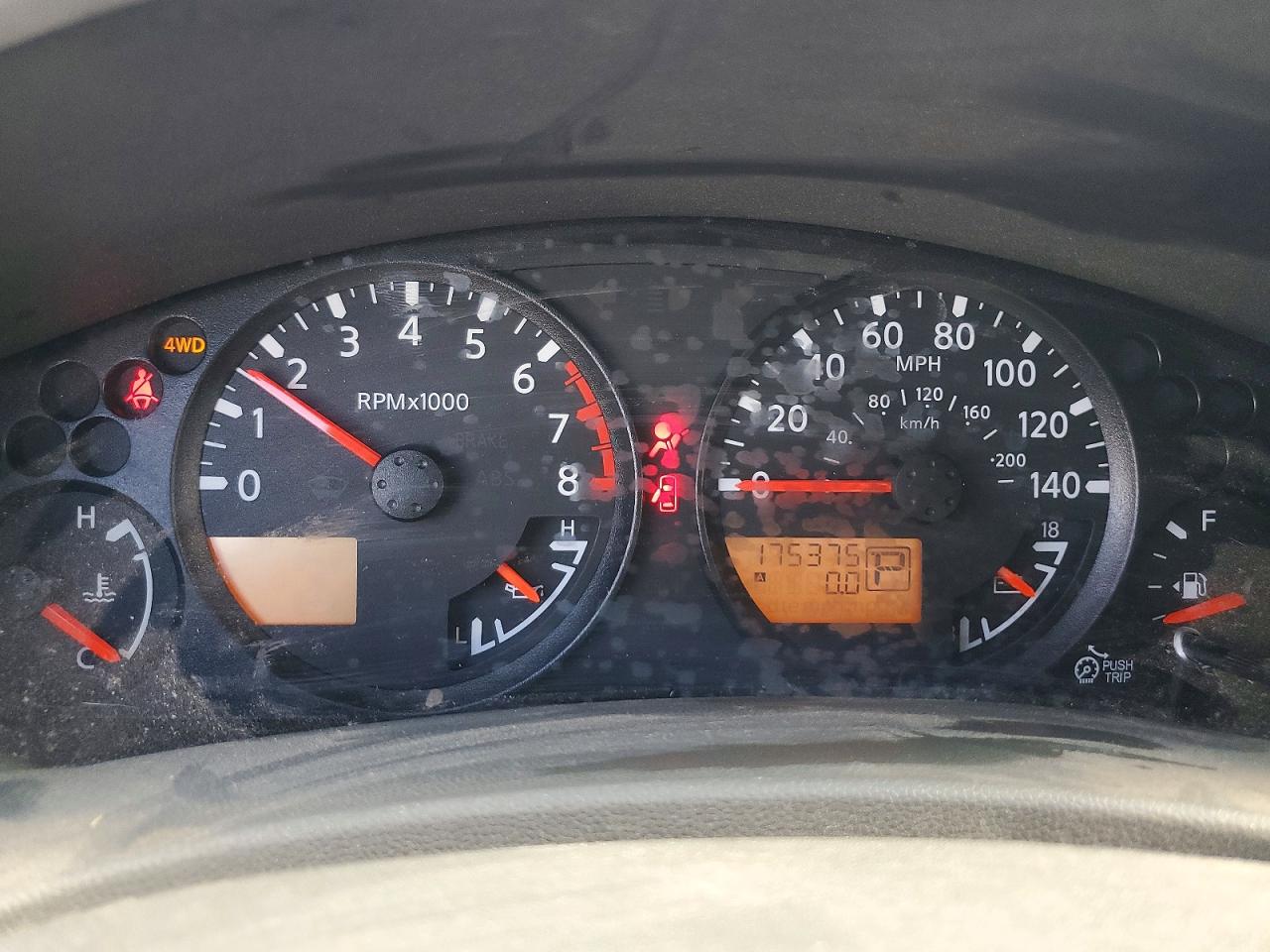 Nissan Frontier S