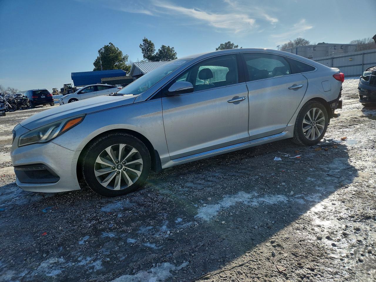 Salvage Hyundai SONATA Image