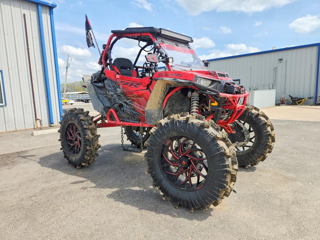 Salvage Polaris RZR Image