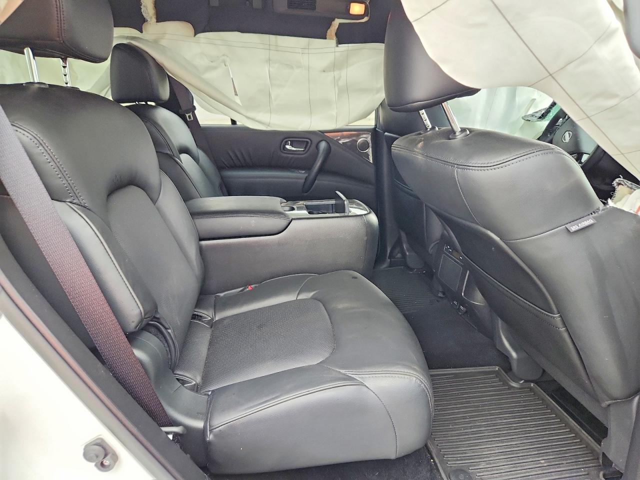 Nissan Armada Sl