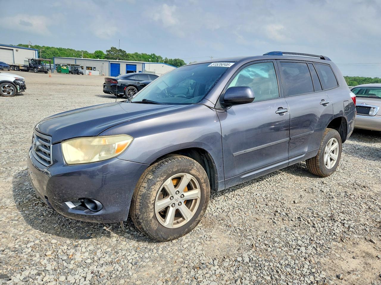 Salvage Toyota Highlander Image