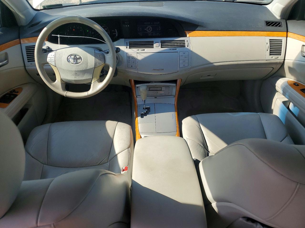 Toyota Avalon Xls