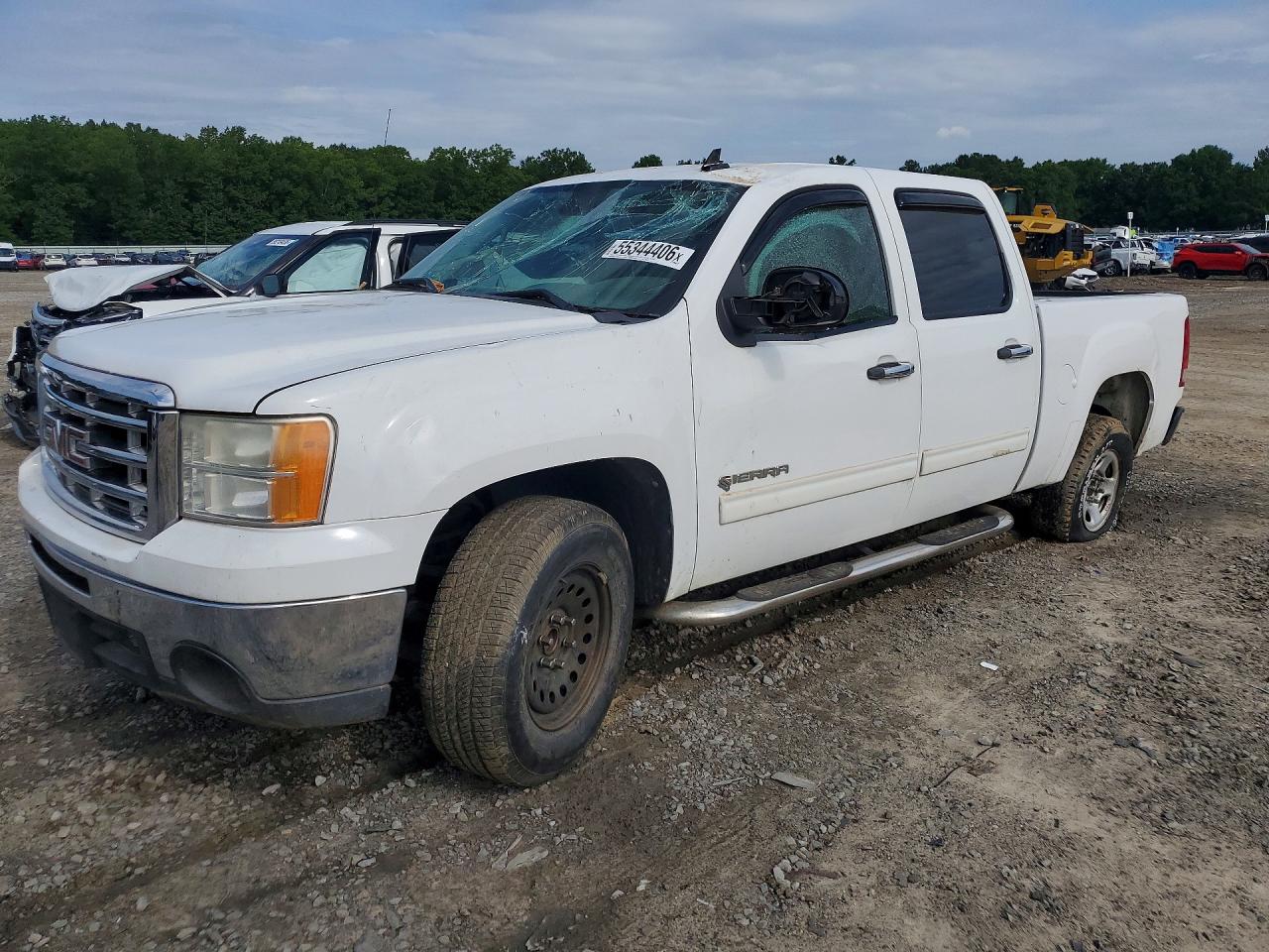 Salvage GMC Sierra Image