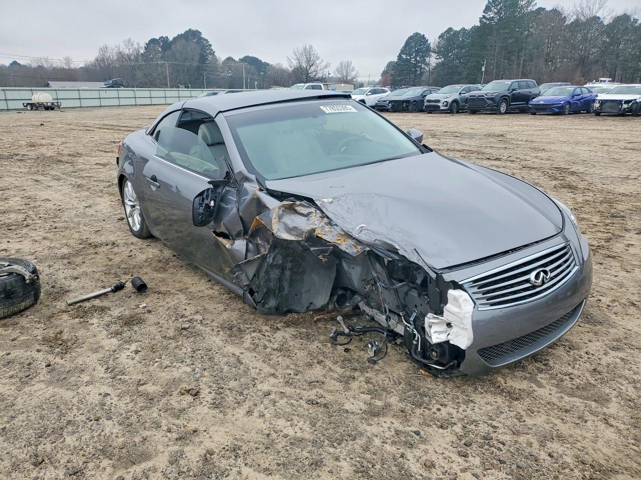 INFINITI G37 Conver Base