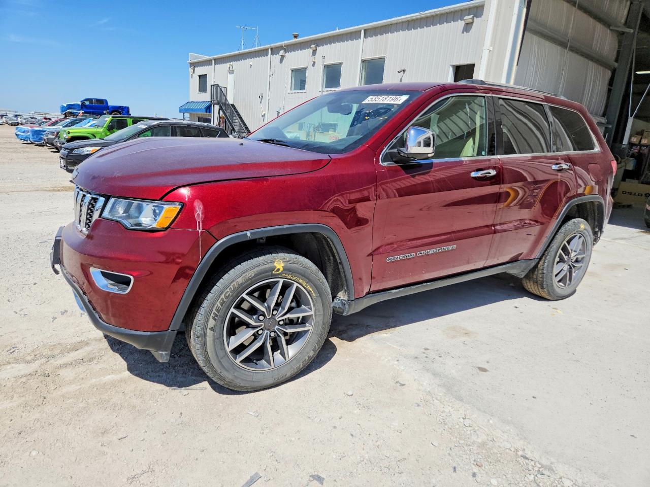 Salvage Jeep Grand Cherokee Image