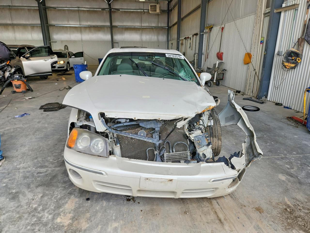 Hyundai Grandeur 350