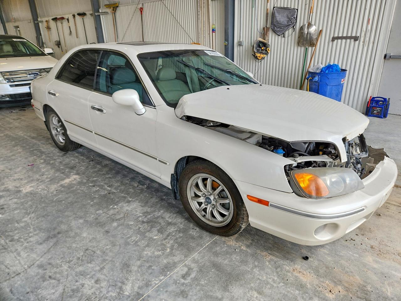 Hyundai Grandeur 350