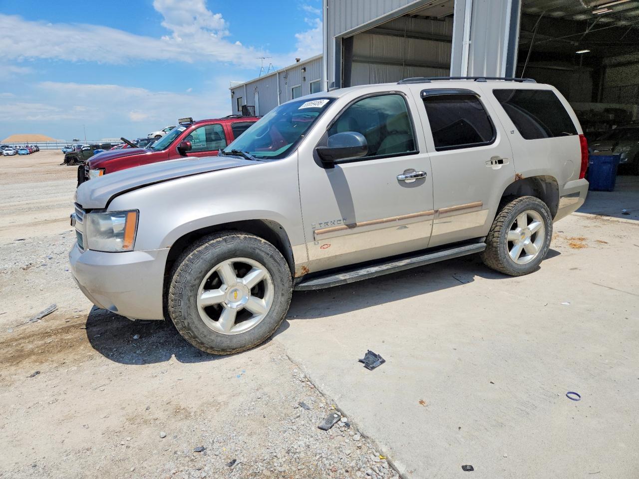 Salvage Chevrolet Tahoe Image