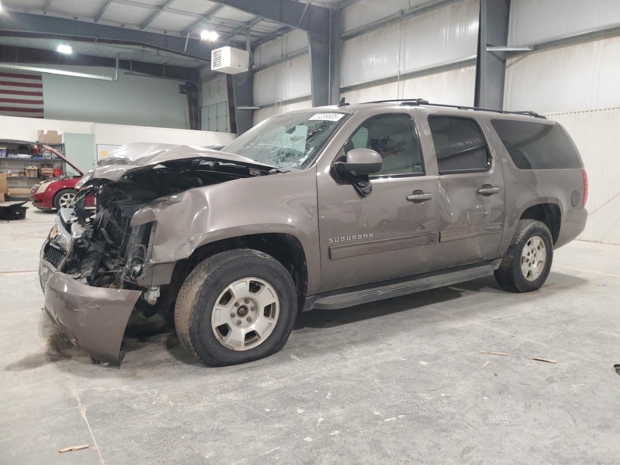 Salvage Chevrolet Suburban Image