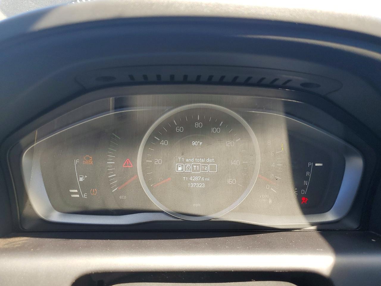 Volvo XC60 T5