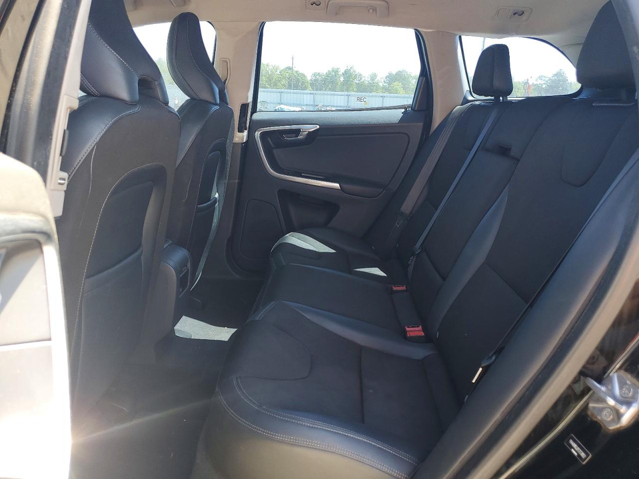 Volvo XC60 T5