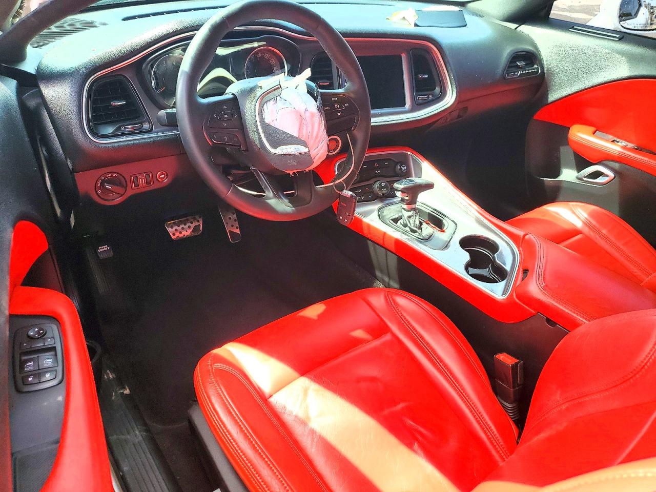 Dodge Challenger Sxt