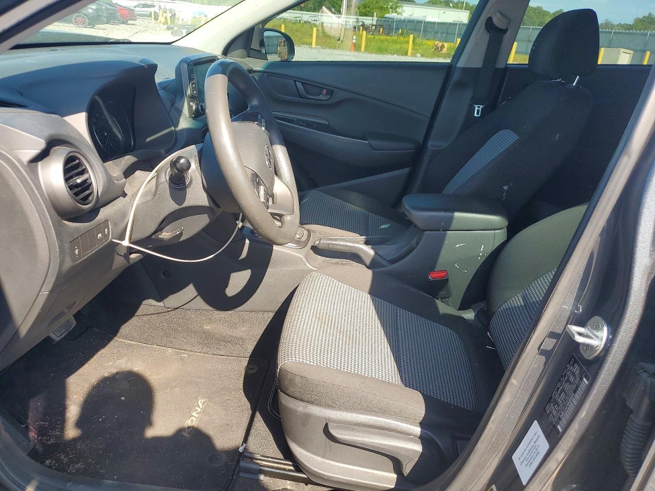Hyundai KONA Se