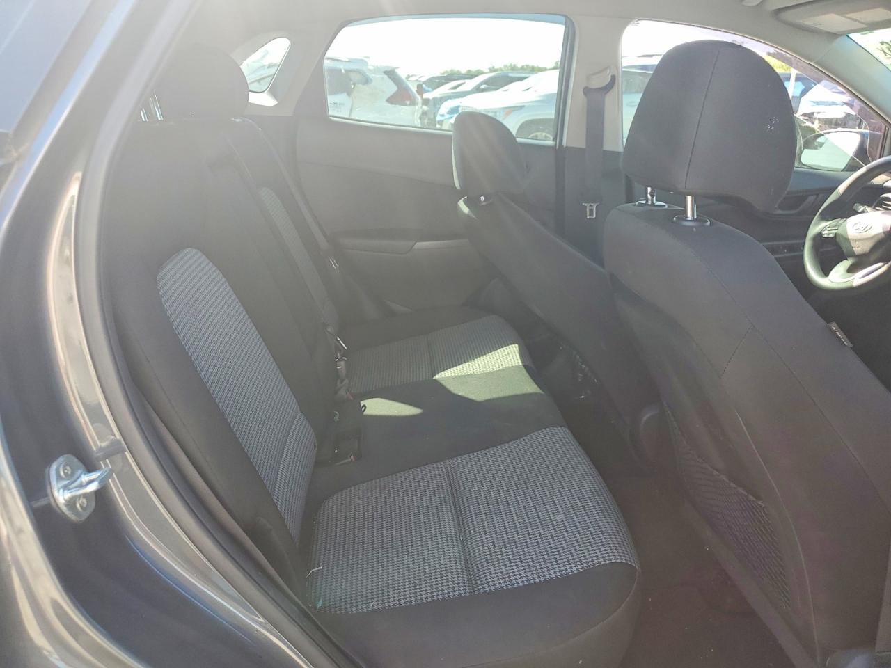 Hyundai KONA Se