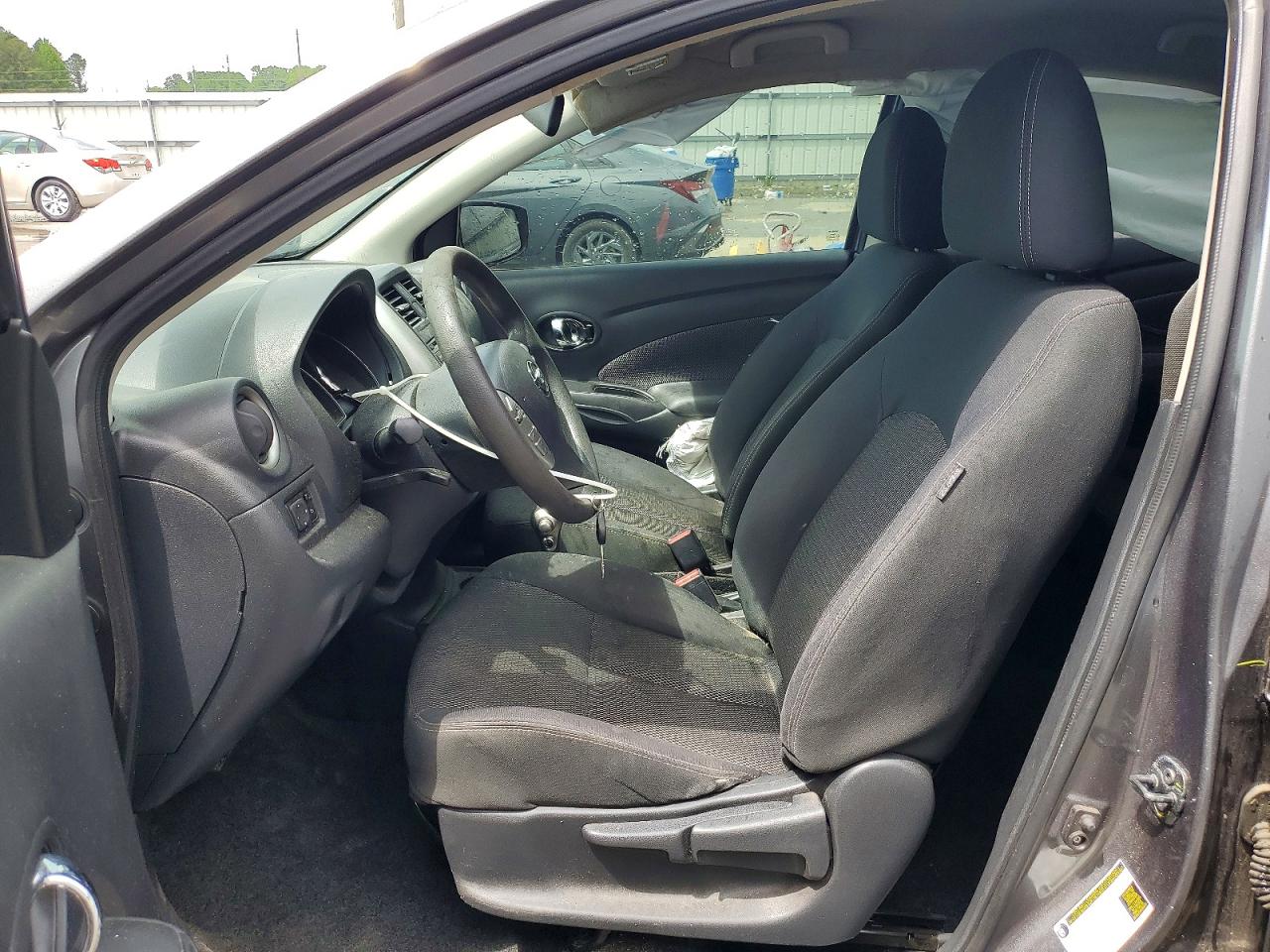 Nissan Versa 1.6 Sv