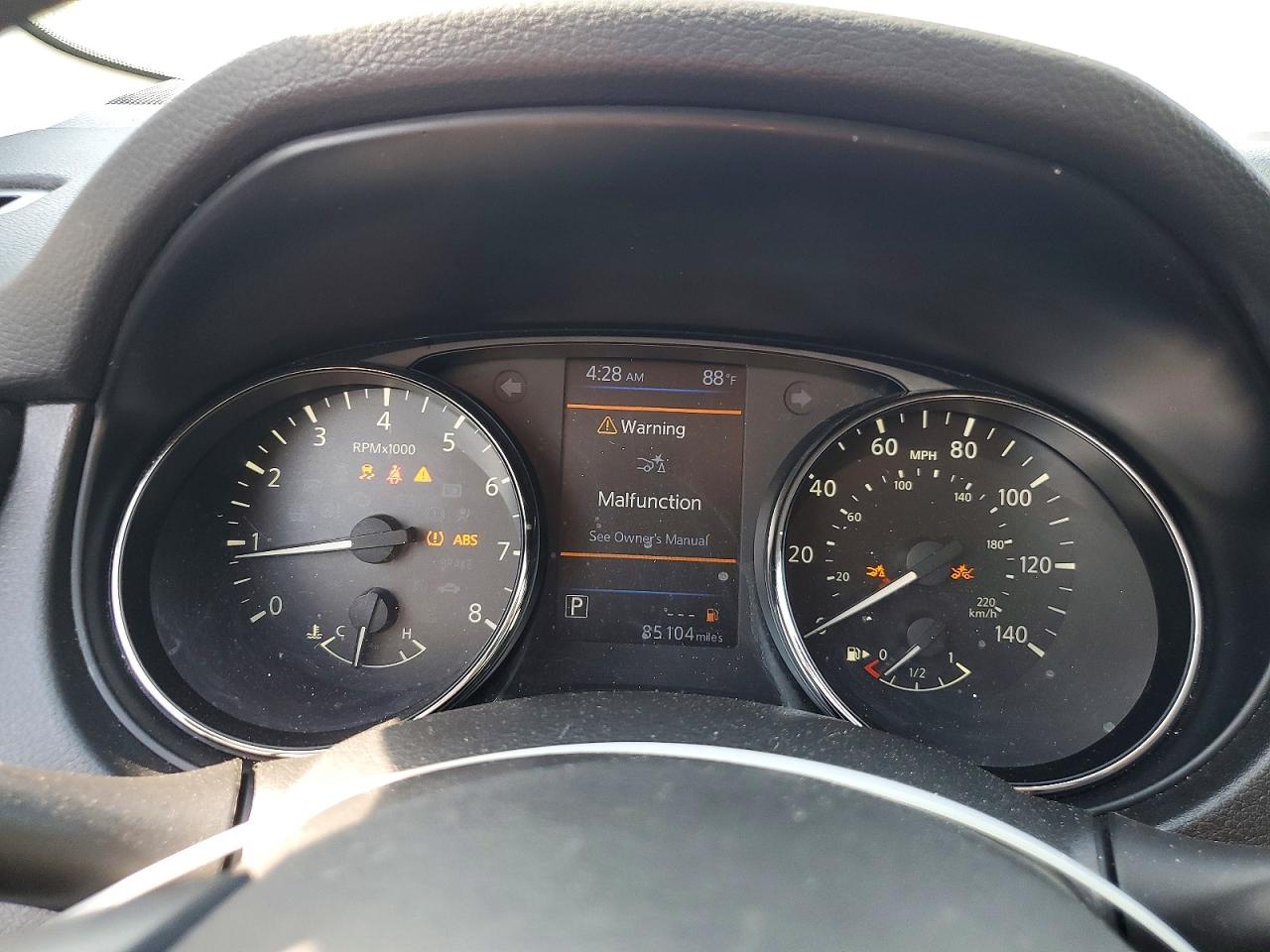 Nissan Rogue S