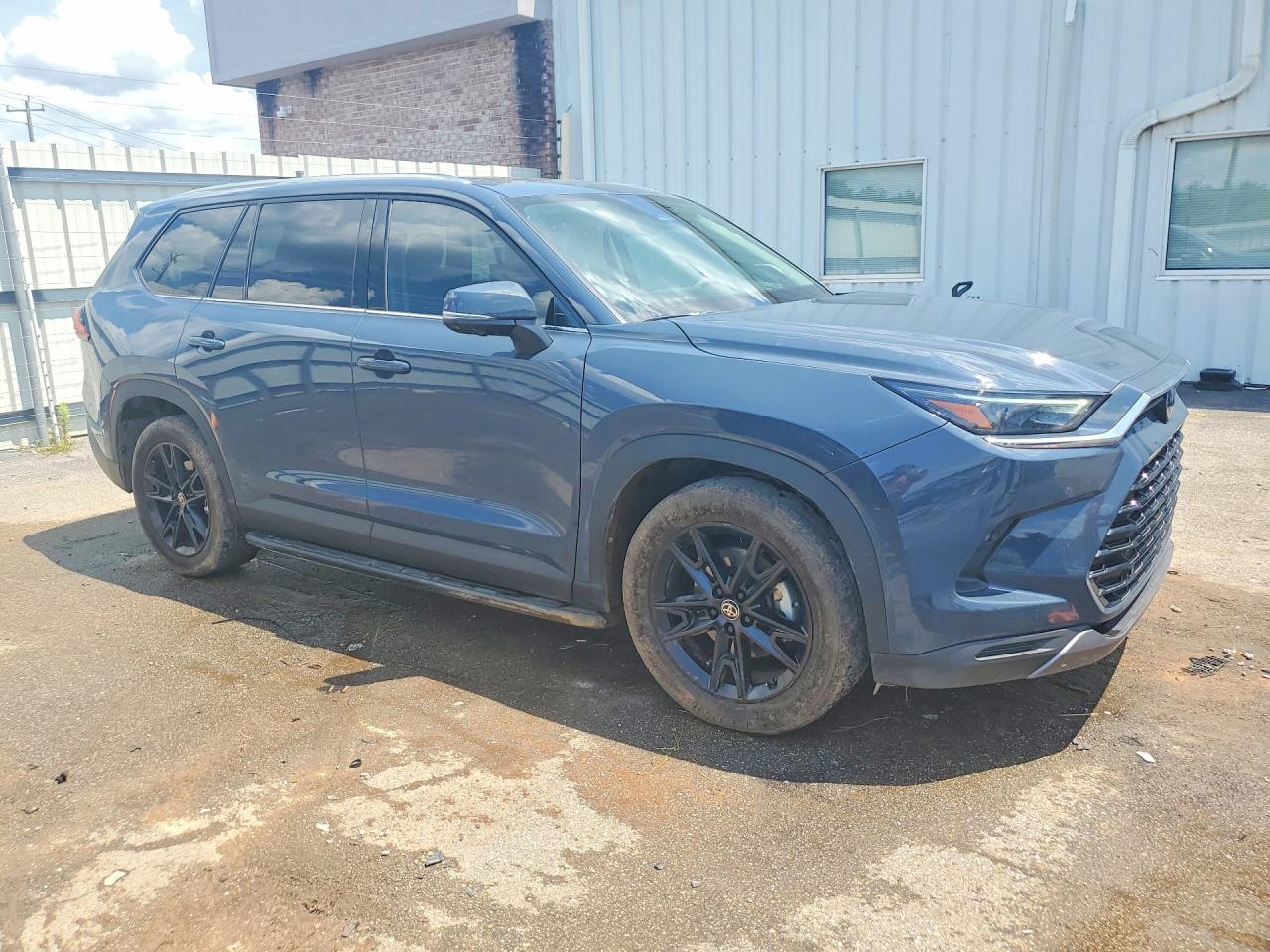 Toyota Grand High Platinum