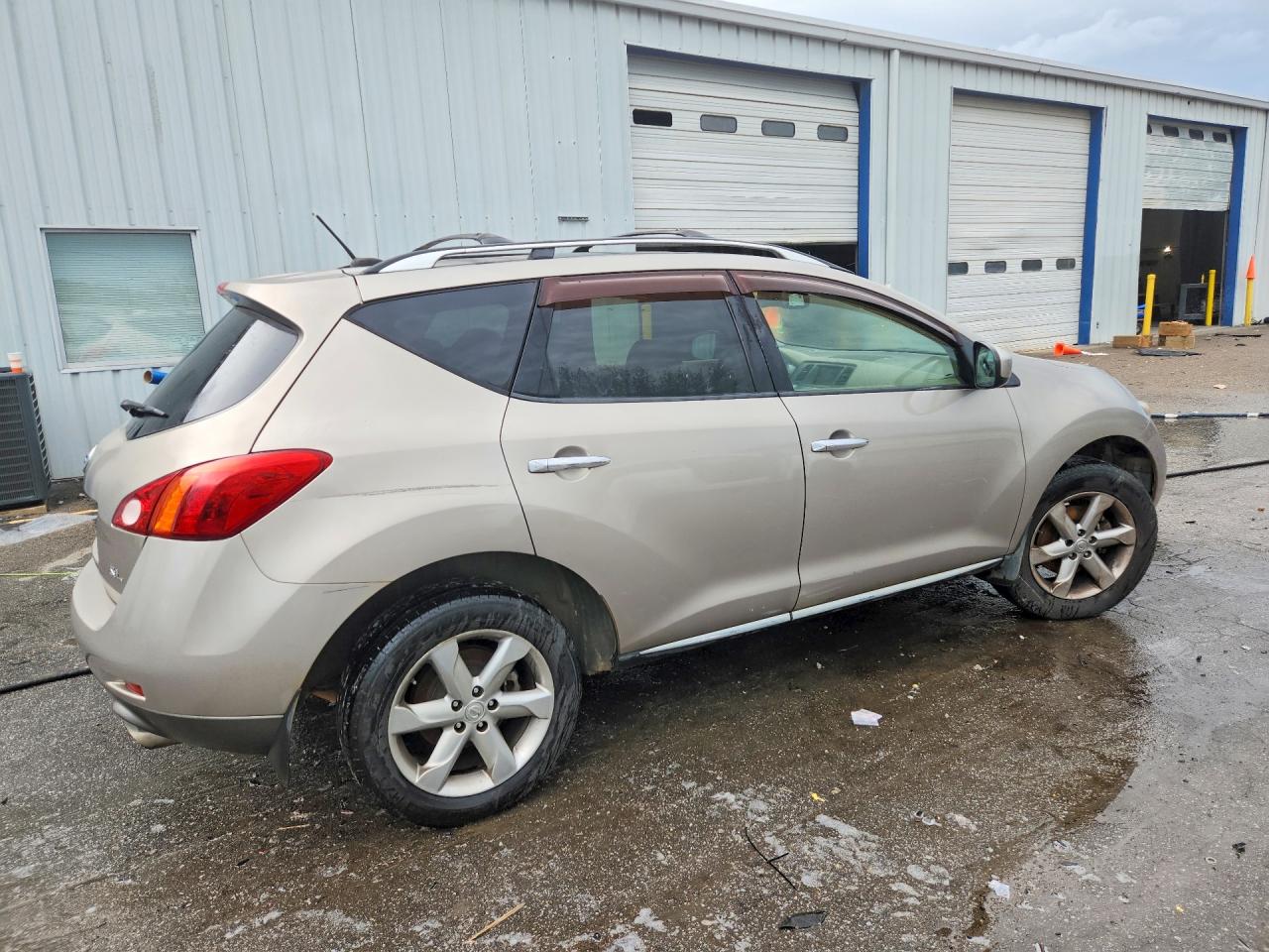 Nissan Murano S