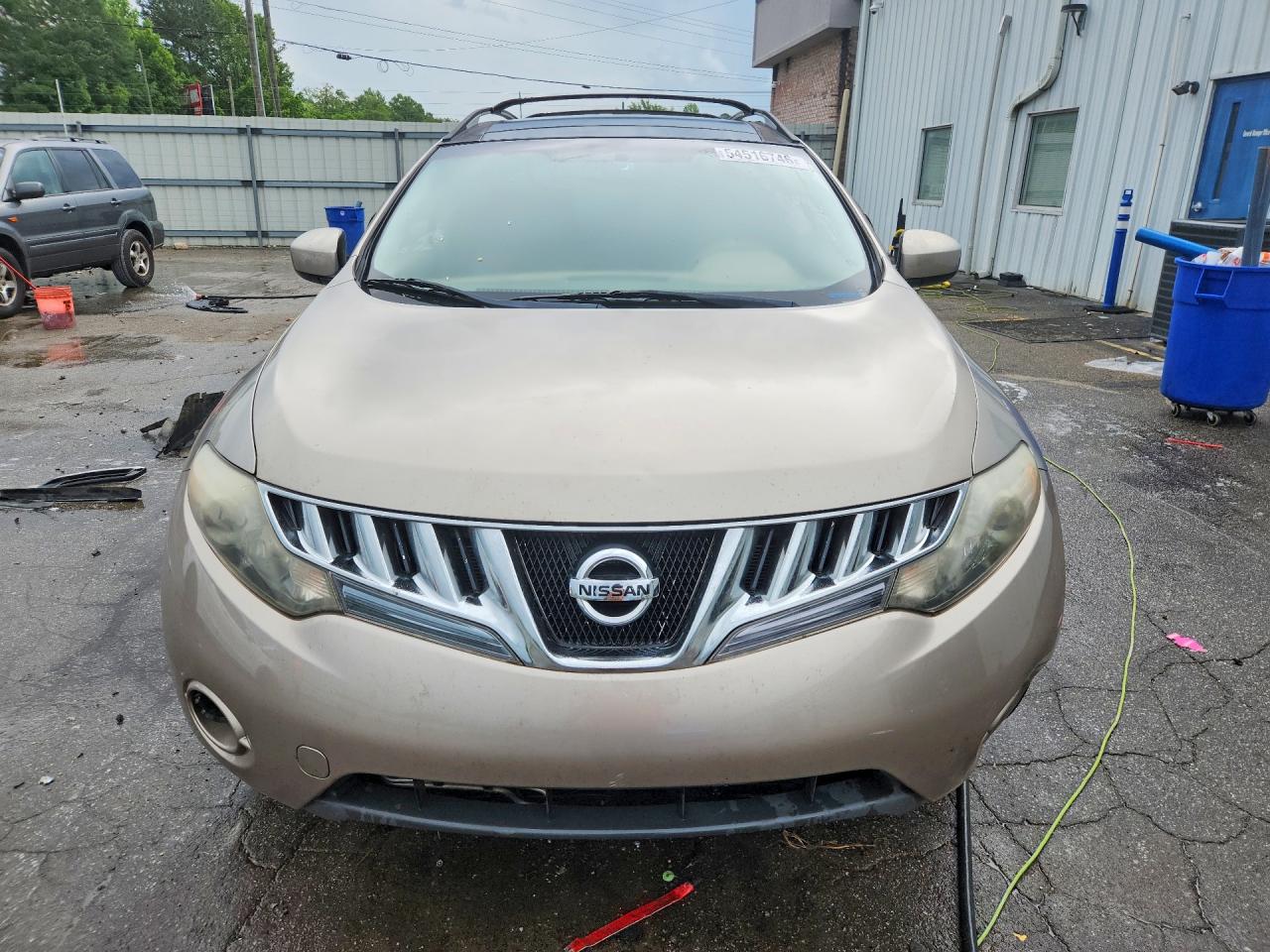 Nissan Murano S