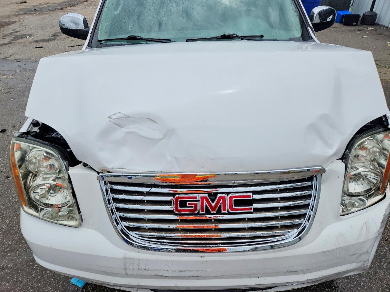GMC Yukon Slt