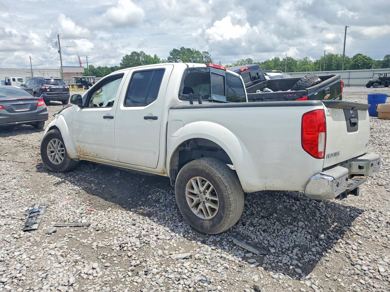 Nissan Frontier S