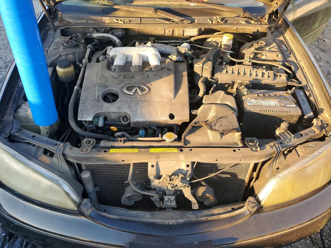 INFINITI I35 Base