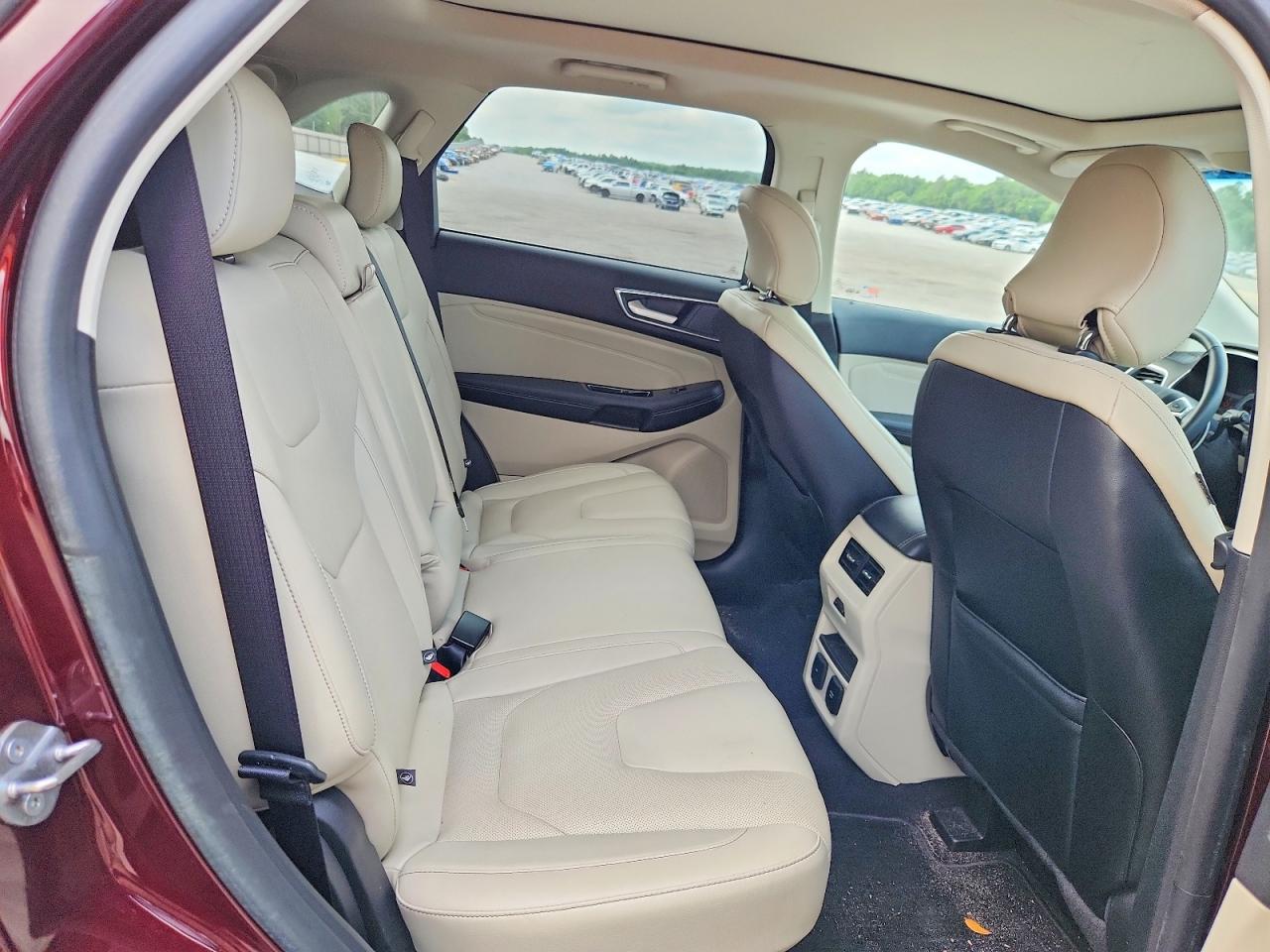 Ford Edge Titanium