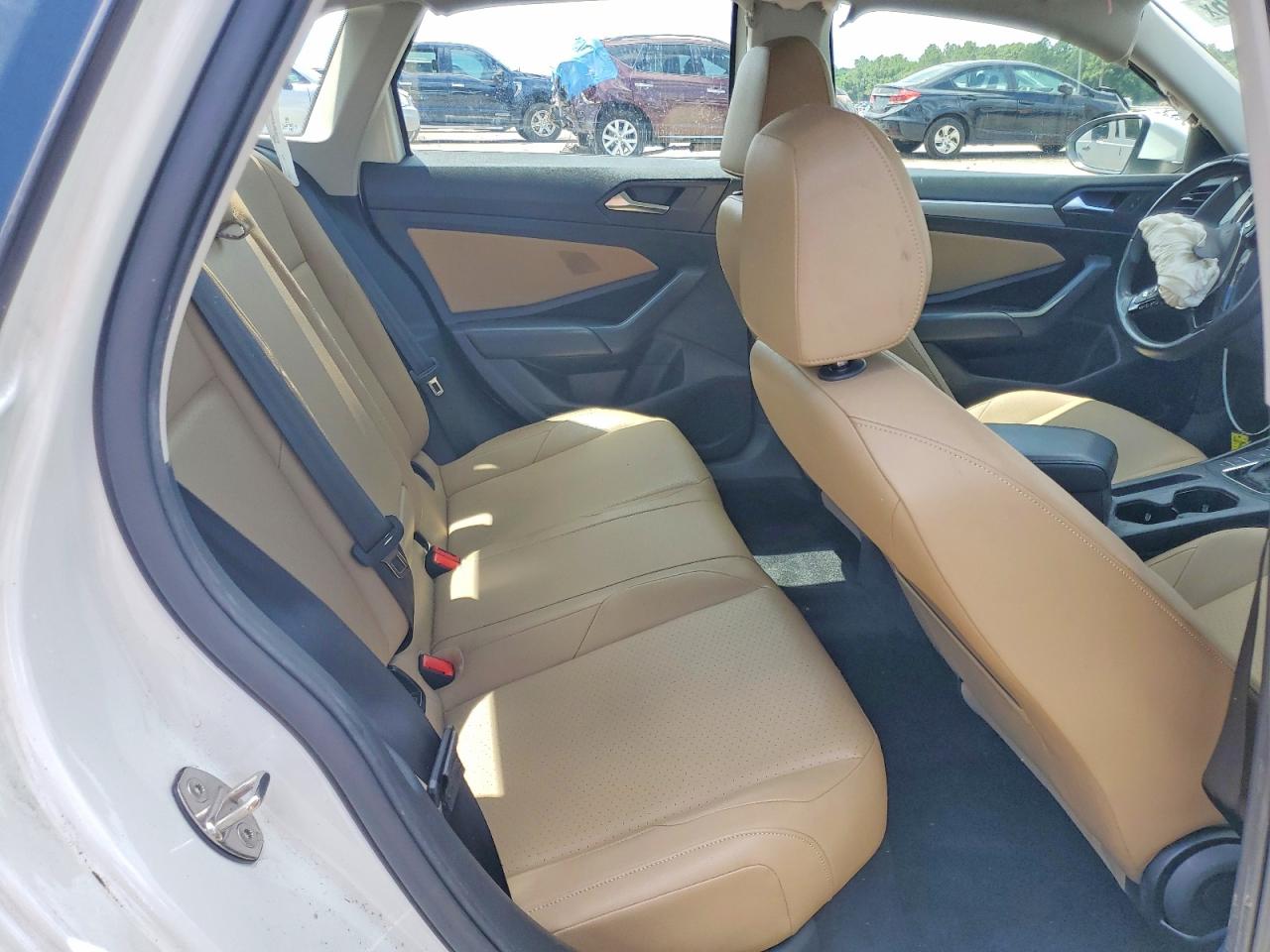 Volkswagen Jetta S