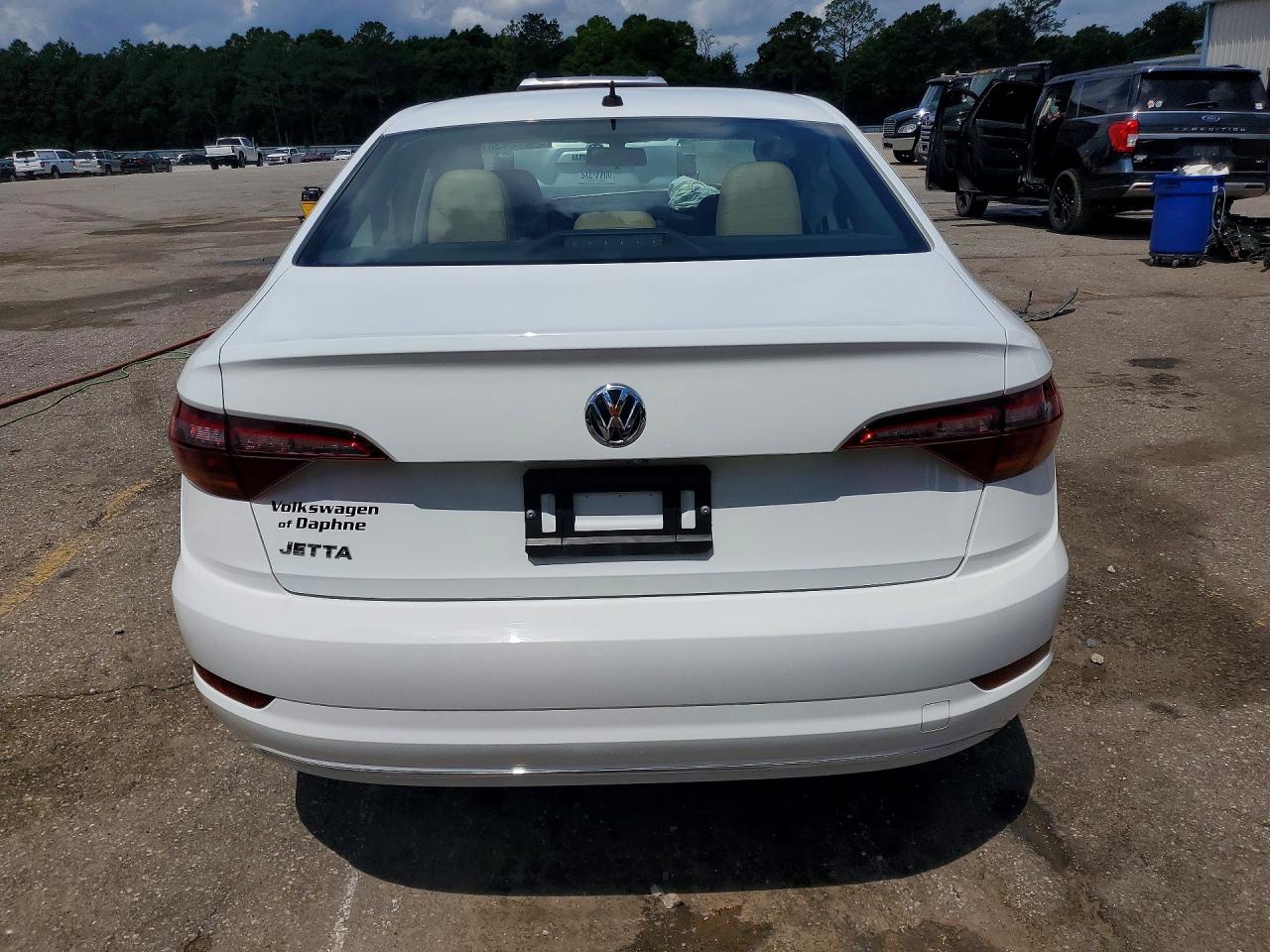 Volkswagen Jetta S