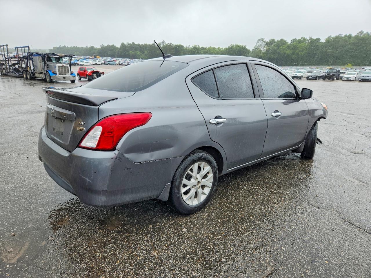 Nissan Versa 1.6 S