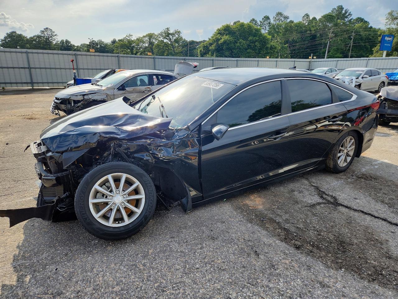 Salvage Hyundai SONATA Image