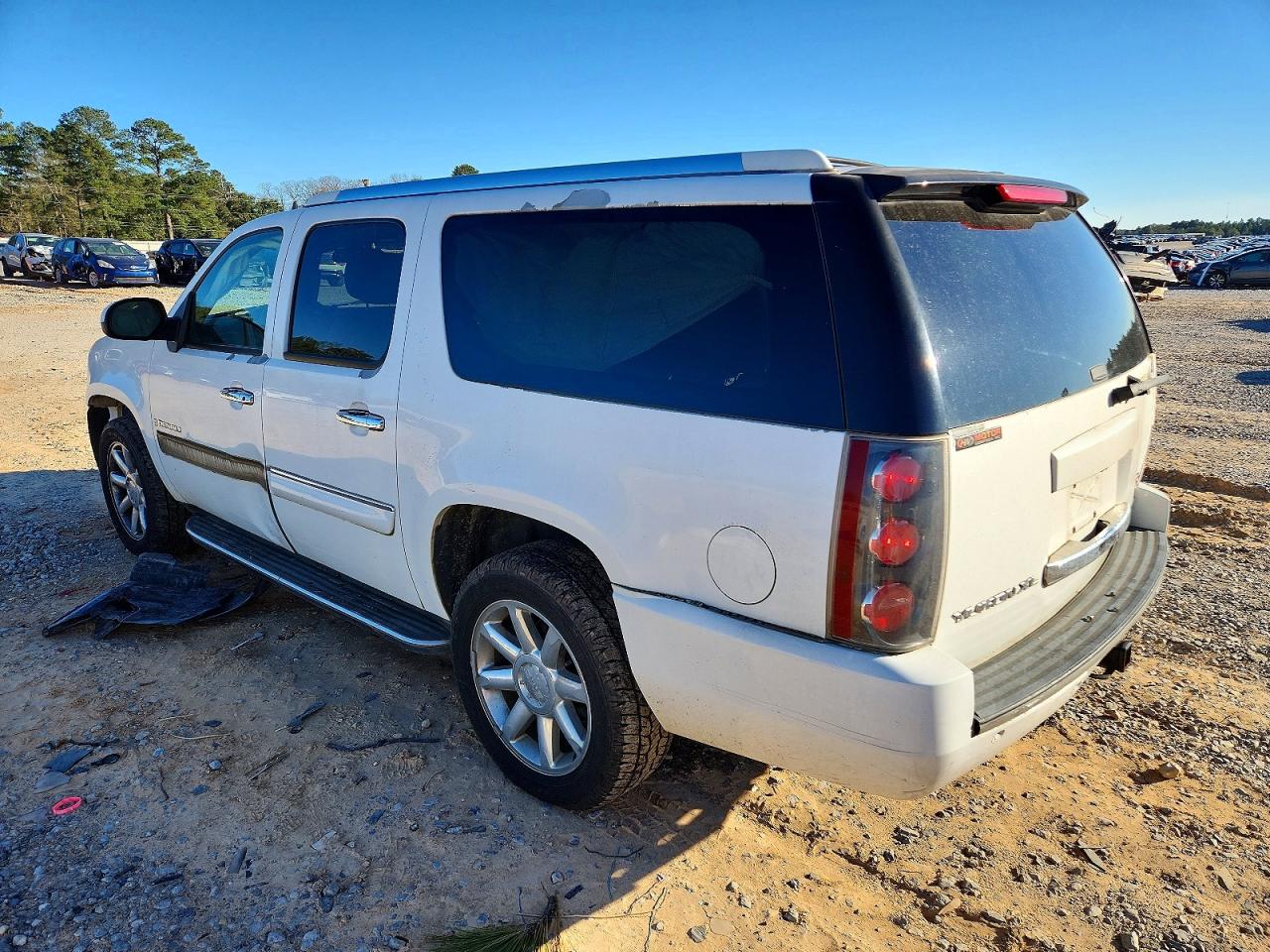 GMC Yukon Denali