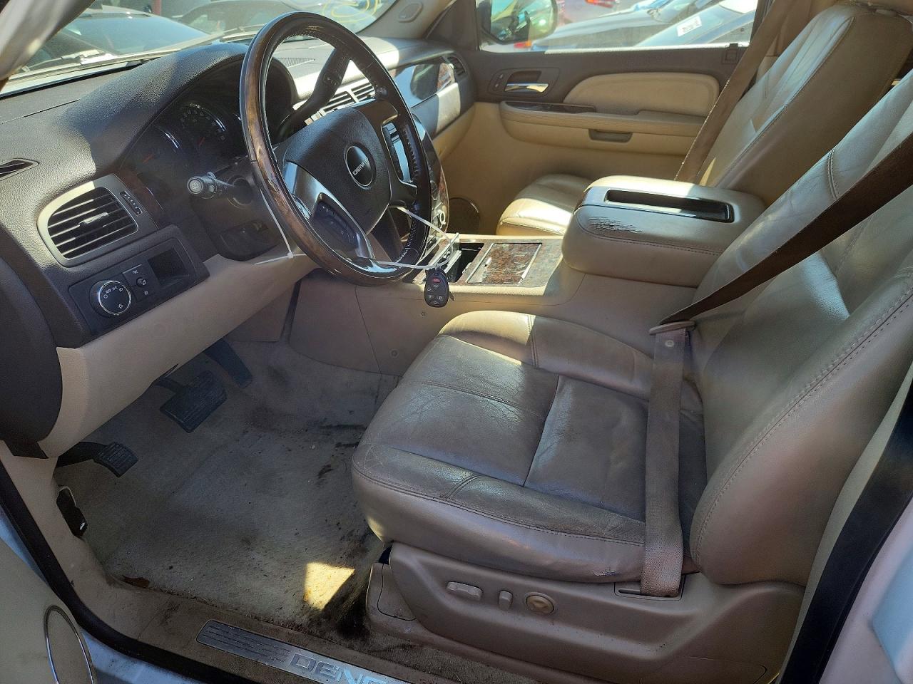 GMC Yukon Denali